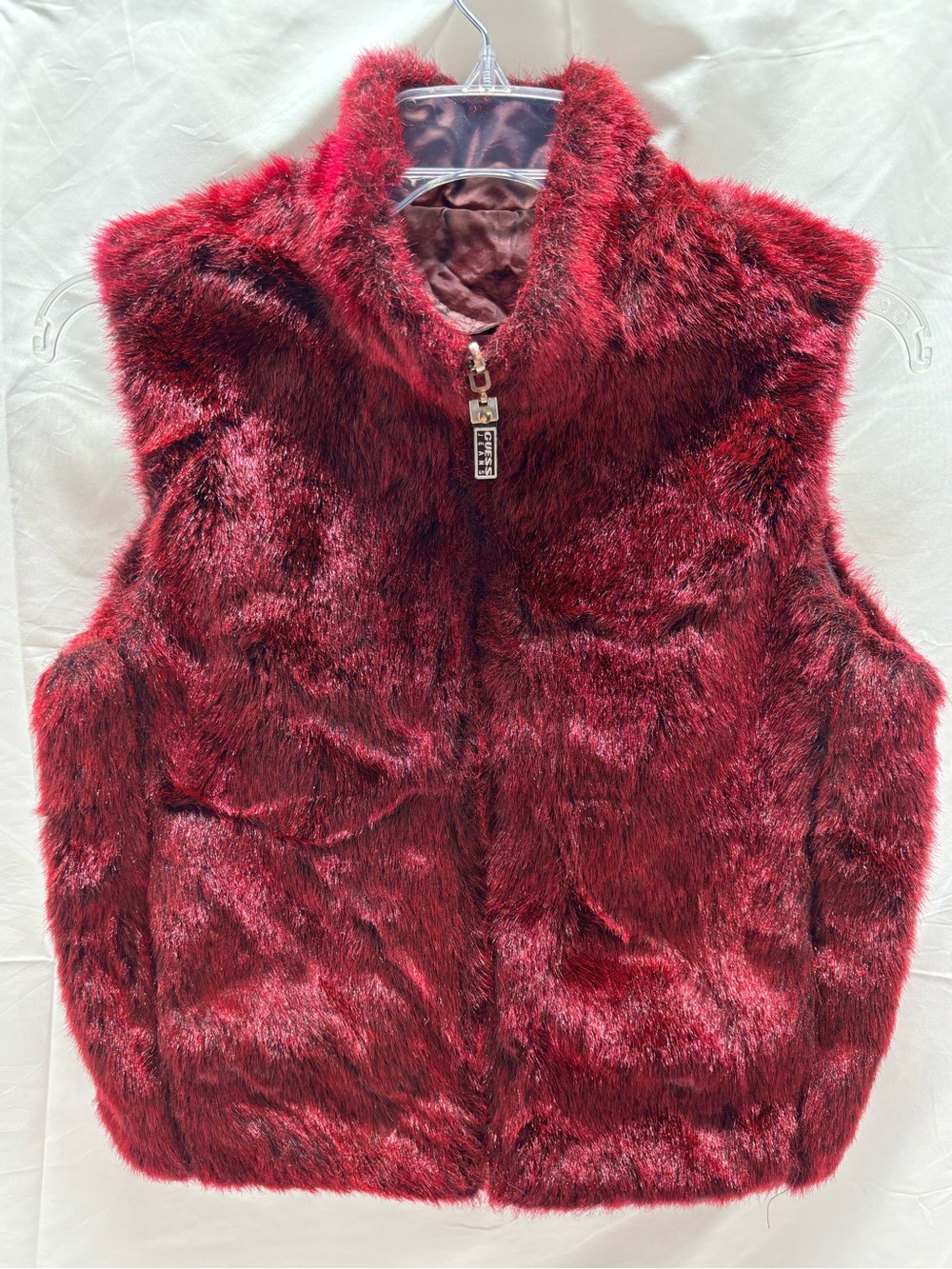 GUESS BURGUNDY/DARK RED FAUX FUR REVERSIBLE VEST FULL ZIP W POCKETS SZ MED